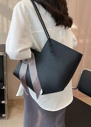 Стильна жіноча сумочка Black Elegance (1449-01) Чорний - 1449-01 фото