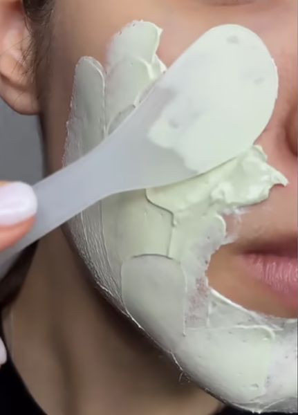 Охолоджувальна ліфтинг маска для боротьби з набряками Artichoke. Skin Perfecting Mask 0298h (2109-01) Комбінований 250 мл Hollyskin (250 мл) 2109-01 фото