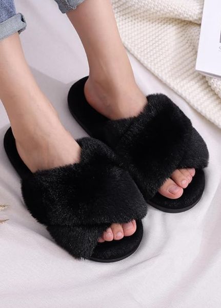 Жіночі домашні капці з штучного хутра Fluffy Comfort (1994-40-41-02) Чорний 40-41 1994-40-41-02 фото